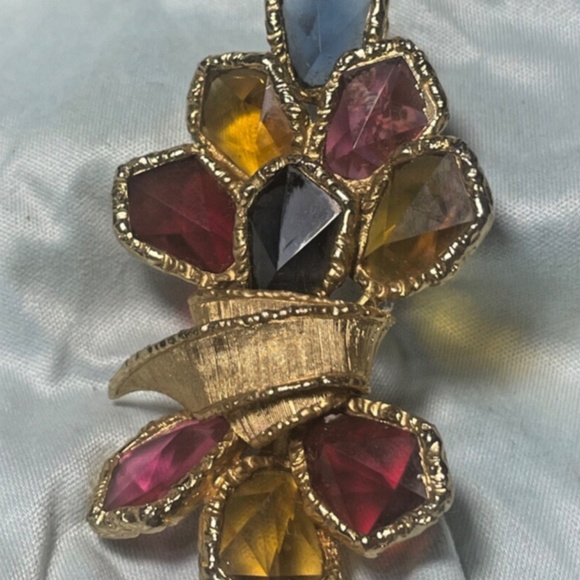 Capri Fleur De Lis Fruit Salad Riviera Open Back Rhinestone Brooch & Earings - Picture 3 of 7